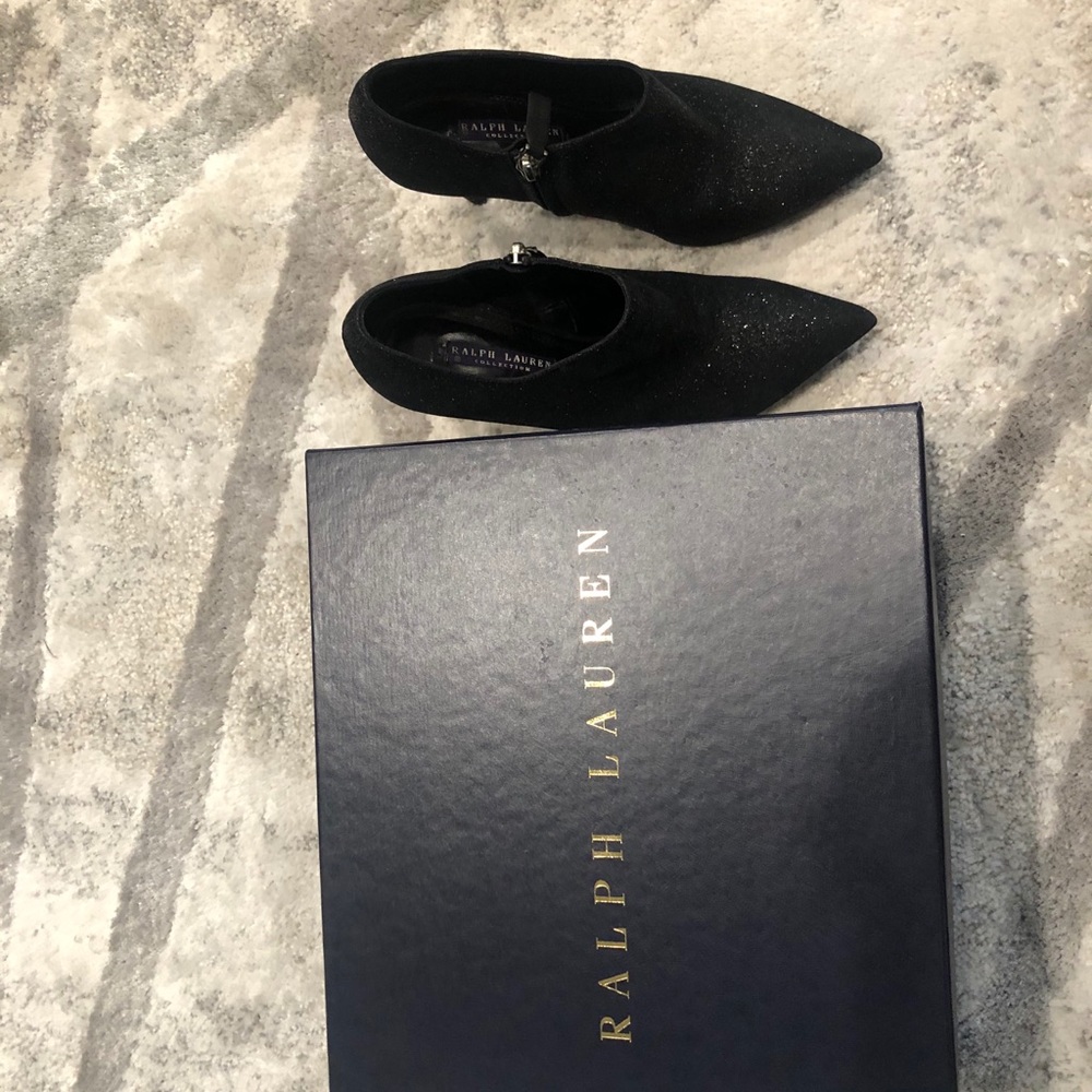 Ralph Lauren Collection Kidsuede Booties, Size 7